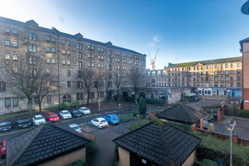 ** Modern Merchant City 1 Bed Apartment With Free Parking ** Glasgow Extérieur photo